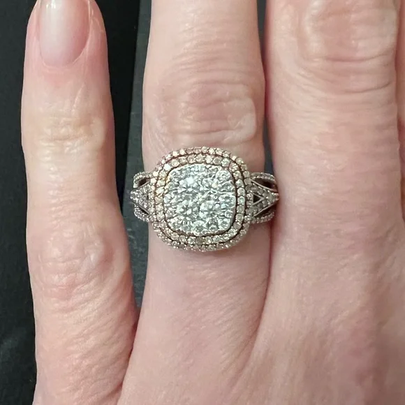 1 CT. T.W. Diamond Cluster Frame Ring in 10K
Two-Tone Gold - Picture 3 of 5